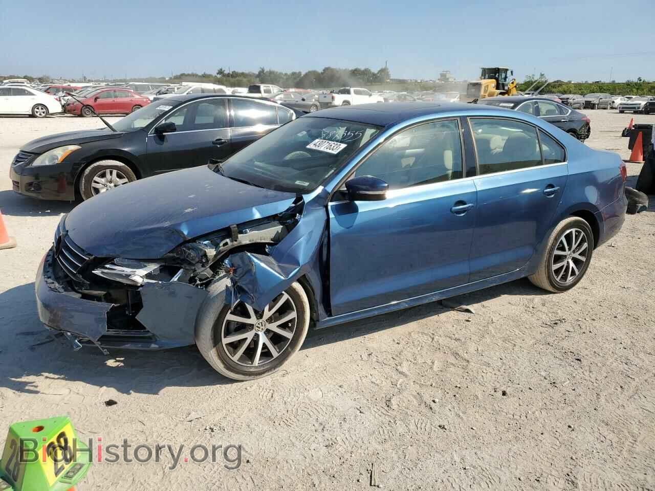Фотография 3VWDB7AJ5HM387355 - VOLKSWAGEN JETTA 2017