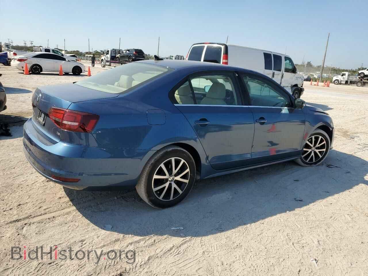 2017 VOLKSWAGEN JETTA - VIN: 3VWDB7AJ5HM387355 - Фото 3