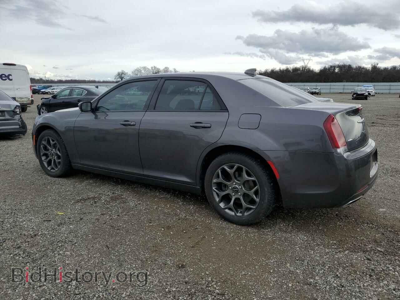 2016 CHRYSLER 300 - VIN: 2C3CCAGG8GH282976 - Фото 2