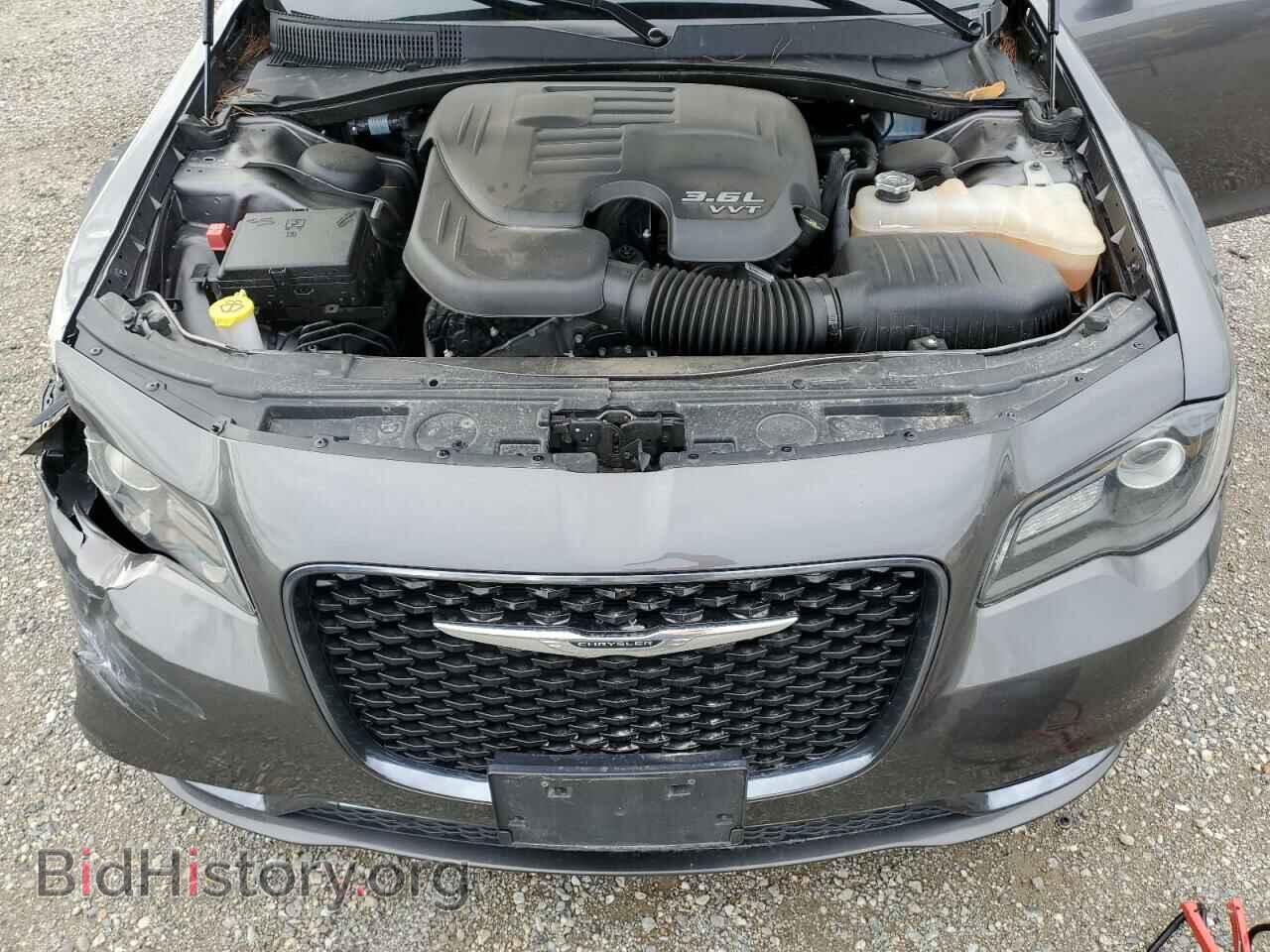 2016 CHRYSLER 300 - VIN: 2C3CCAGG8GH282976 - Фото 11