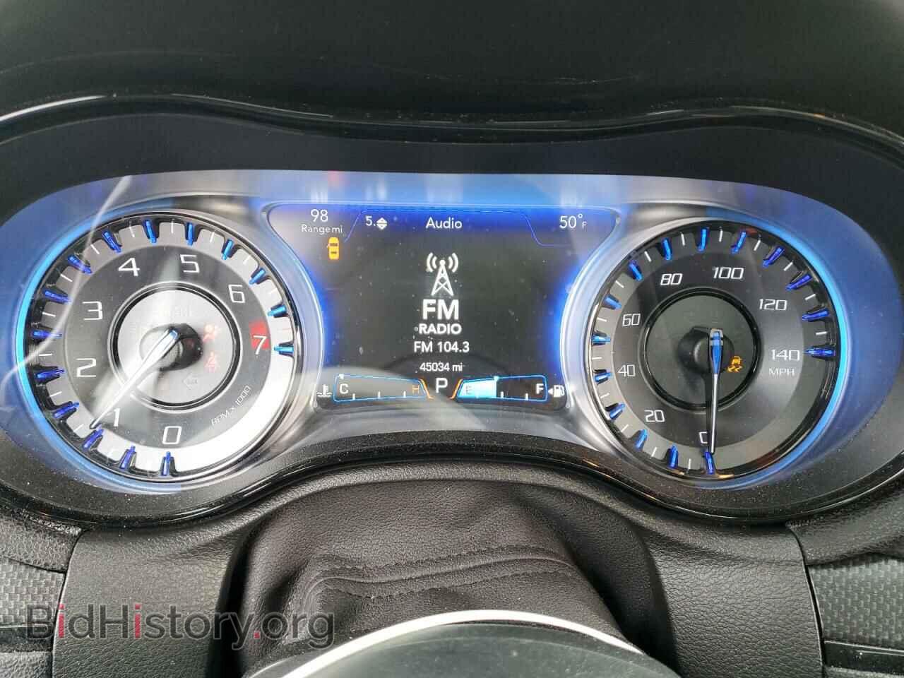 2016 CHRYSLER 300 - VIN: 2C3CCAGG8GH282976 - Фото 9