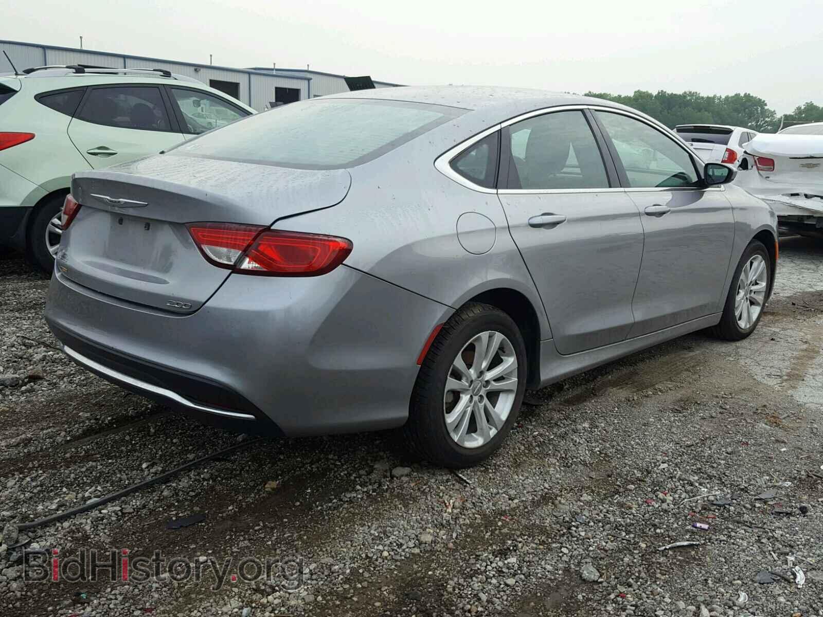 2015 CHRYSLER 200 - VIN: 1C3CCCABXFN569847 - Photo 4