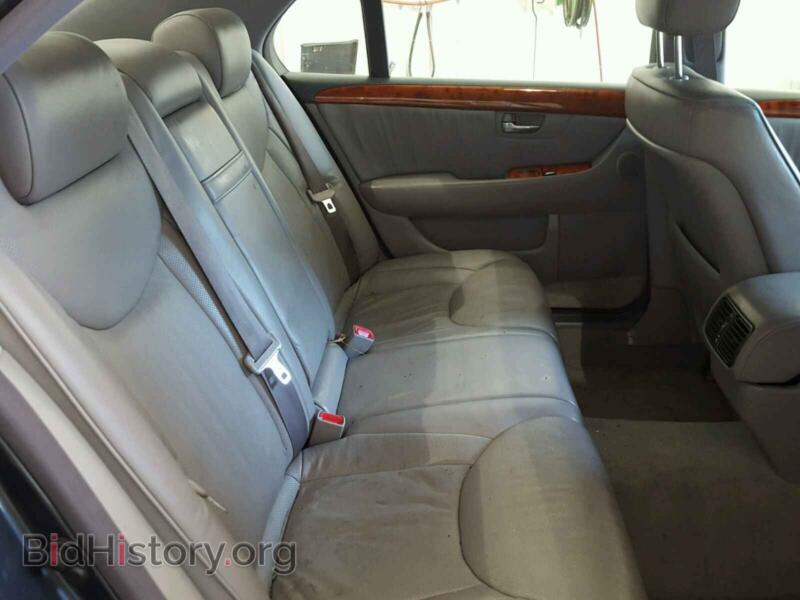 2005 Lexus LS (VIN JTHBN36F255009962) — photo 6 of 10