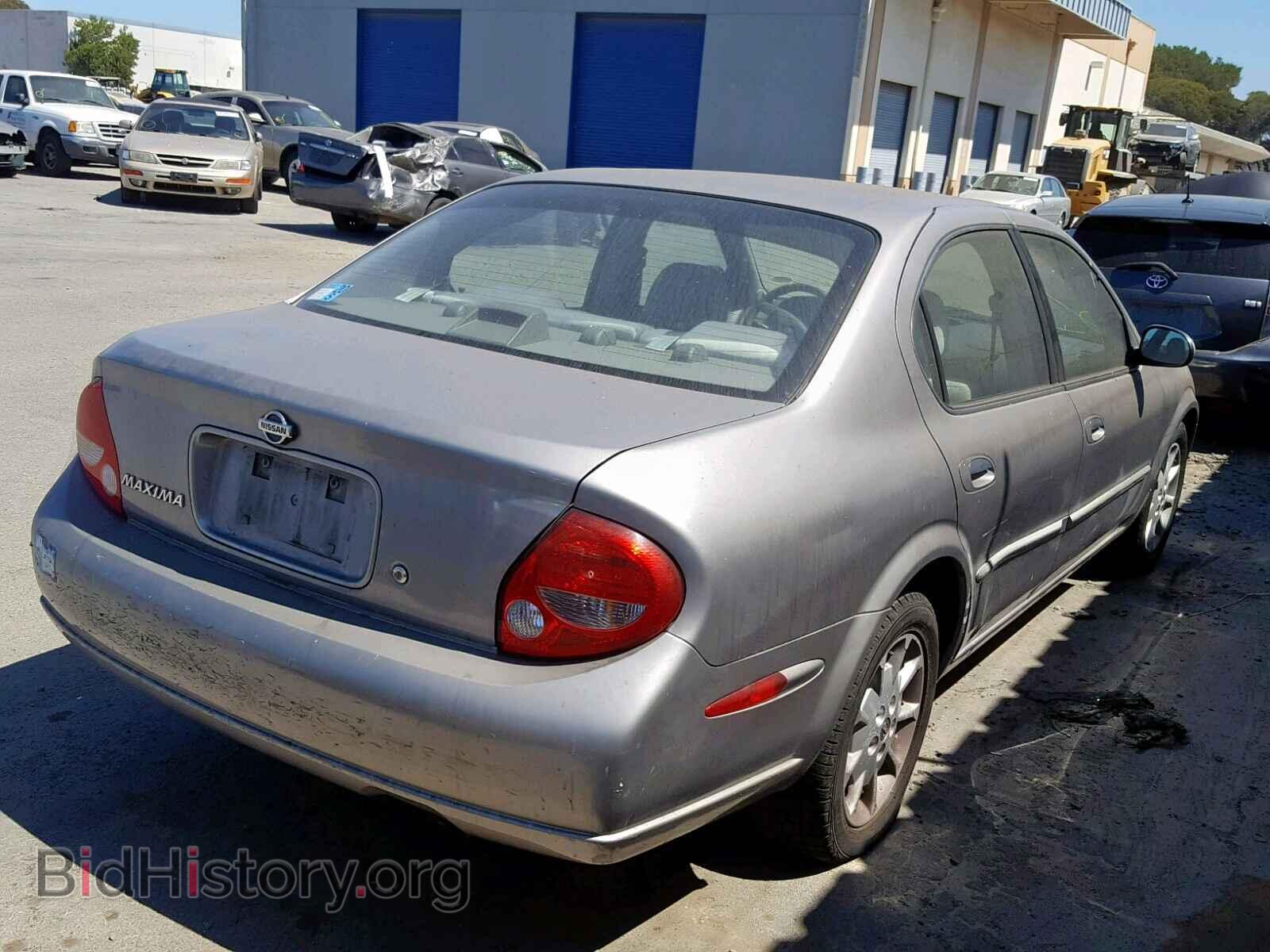 2000 NISSAN MAXIMA - VIN: JN1CA31D5YT736653 - Photo 4