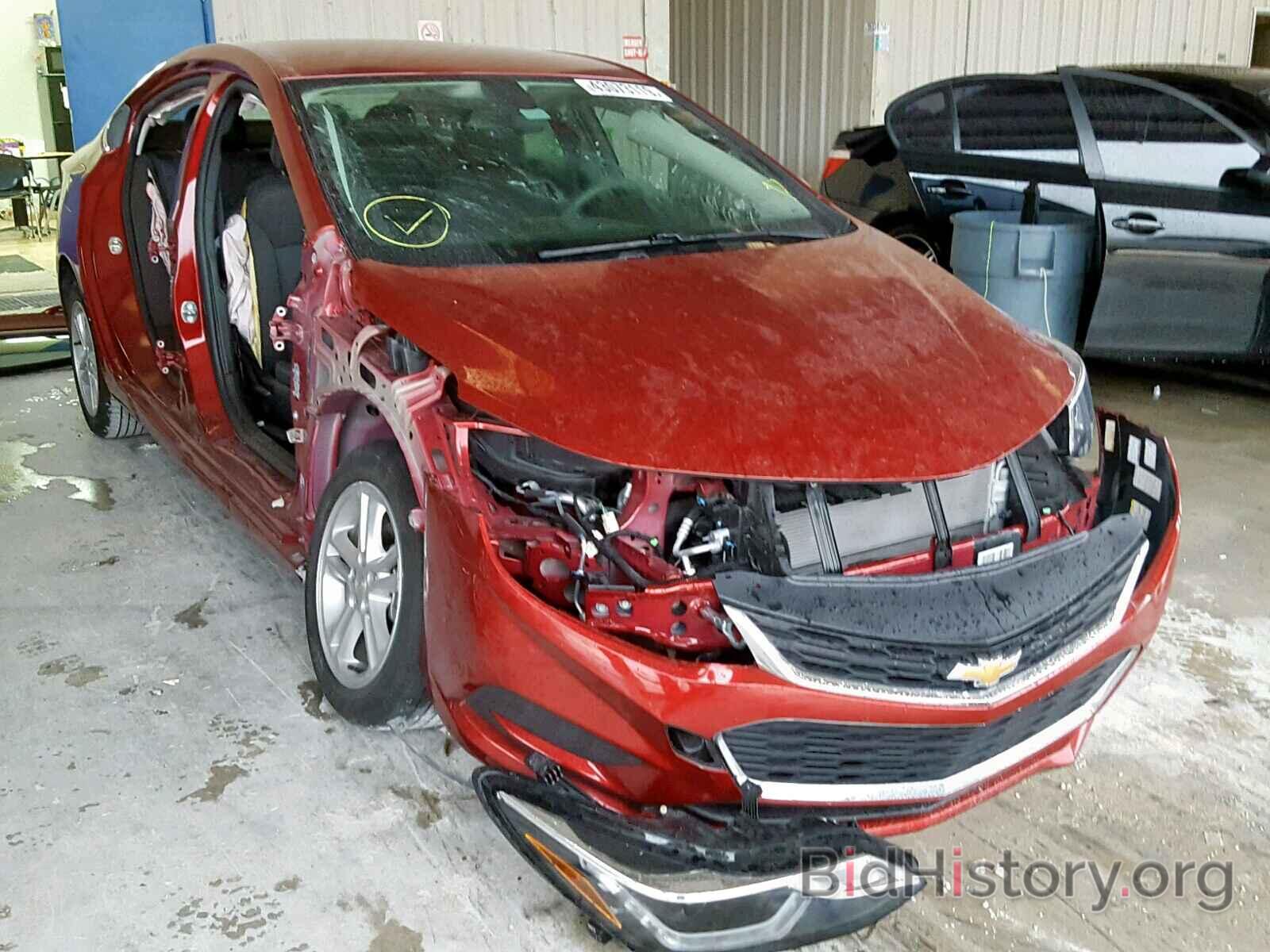 Photo 1G1BE5SM2J7128457 - CHEVROLET CRUZE 2018