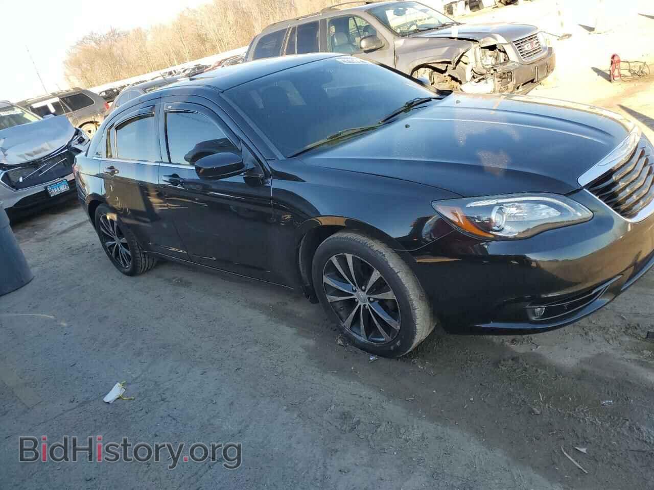 2012 CHRYSLER 200 - VIN: 1C3CCBBG9CN257440 - Photo 4