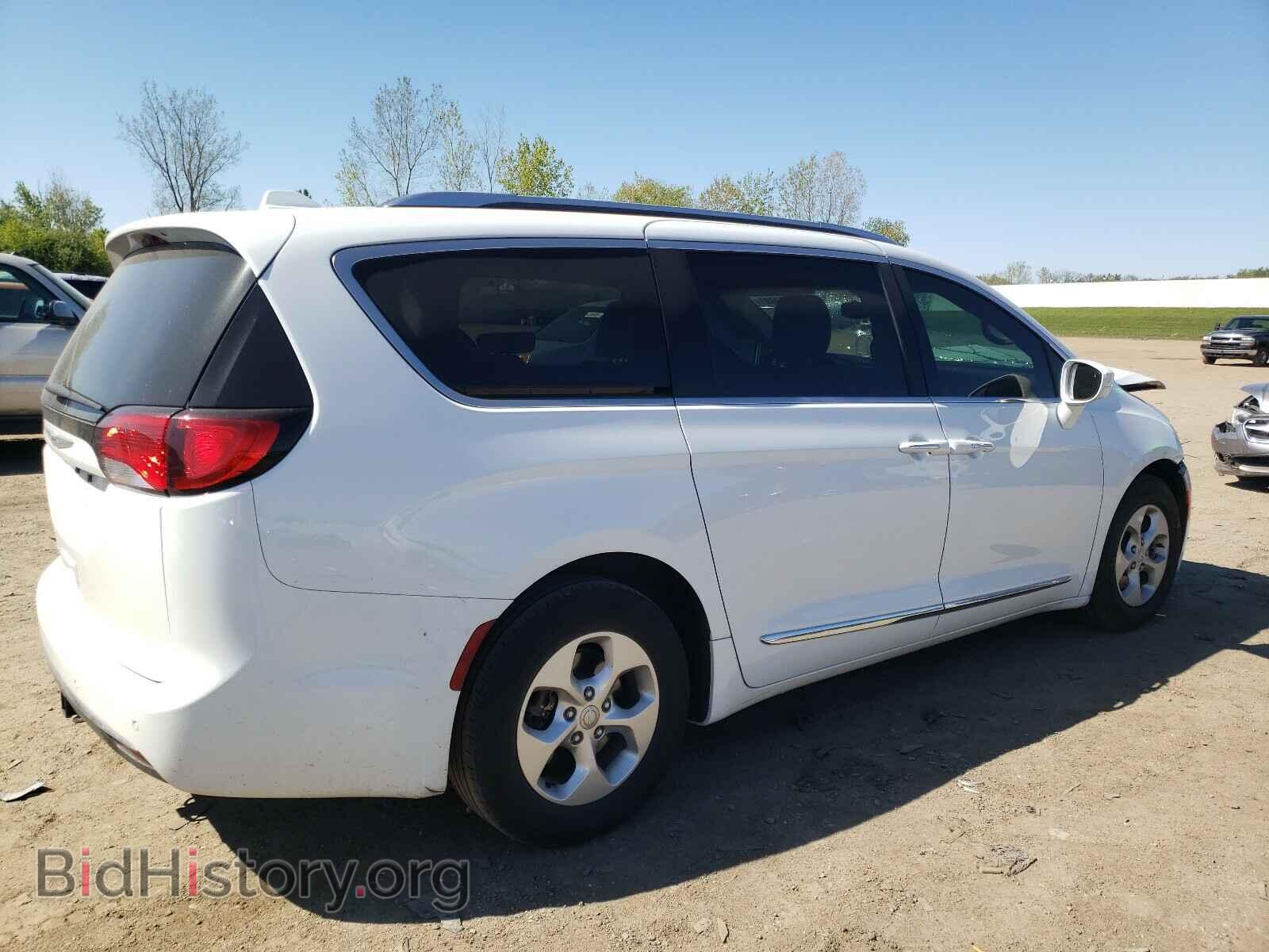 2017 CHRYSLER PACIFICA - VIN: 2C4RC1EG7HR534074 - Фото 4