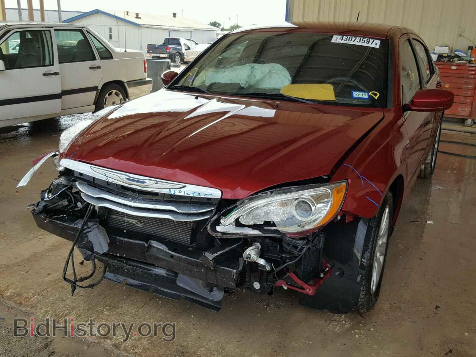 2014 CHRYSLER 200 - VIN: 1C3CCBAB7EN124300 - Фото 2