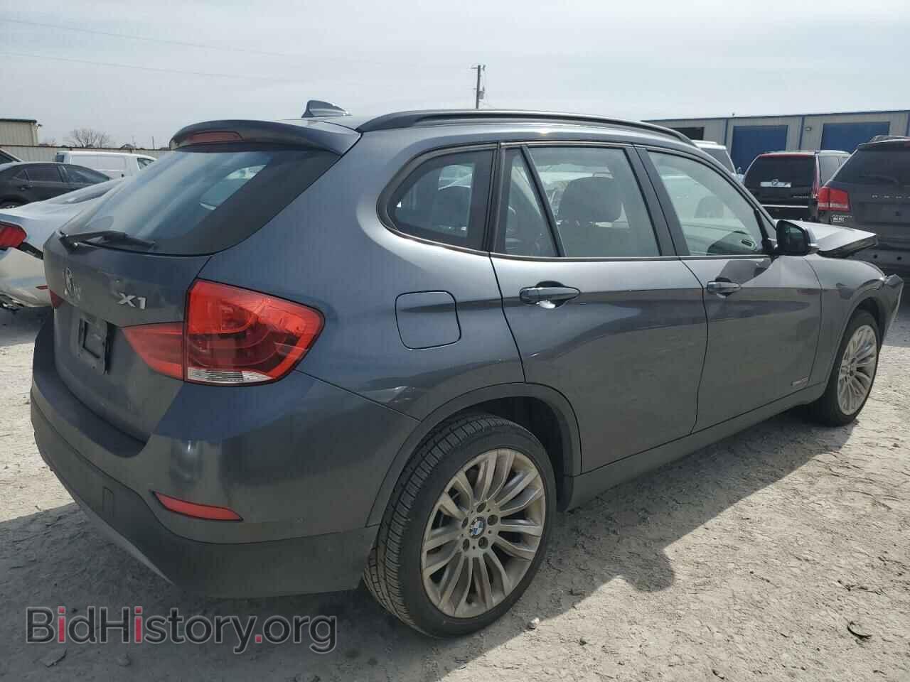 2014 BMW X1 - VIN: WBAVM1C55EVW54748 - Фото 3