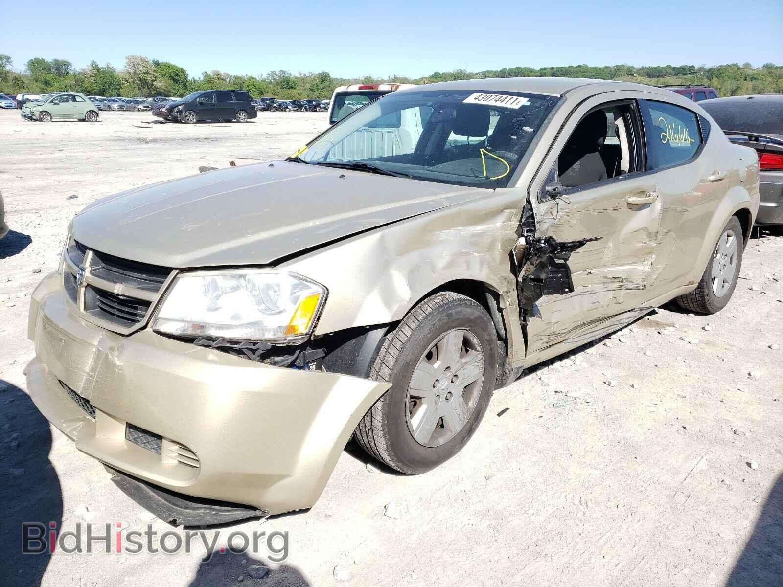 2010 DODGE AVENGER - VIN: 1B3CC4FB8AN135821 - Фото 2