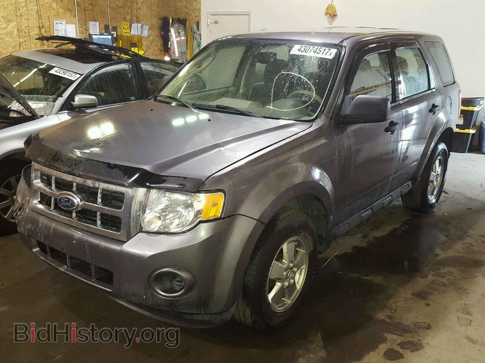 2011 FORD ESCAPE - VIN: 1FMCU9C72BKA08697 - Фото 2
