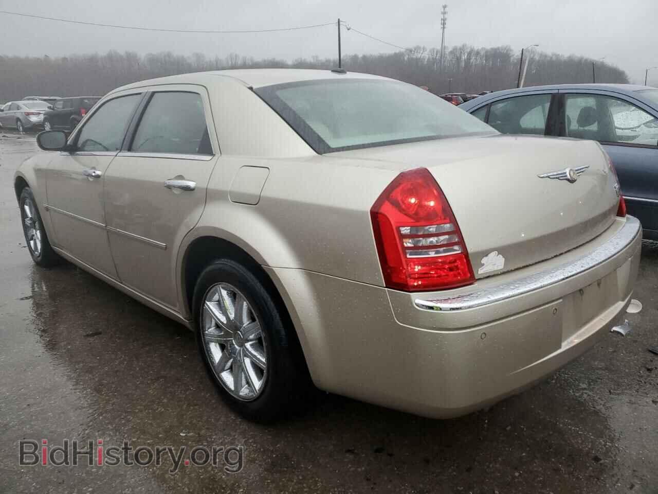 2007 CHRYSLER 300 - VIN: 2C3LA63H17H657897 - Фото 2