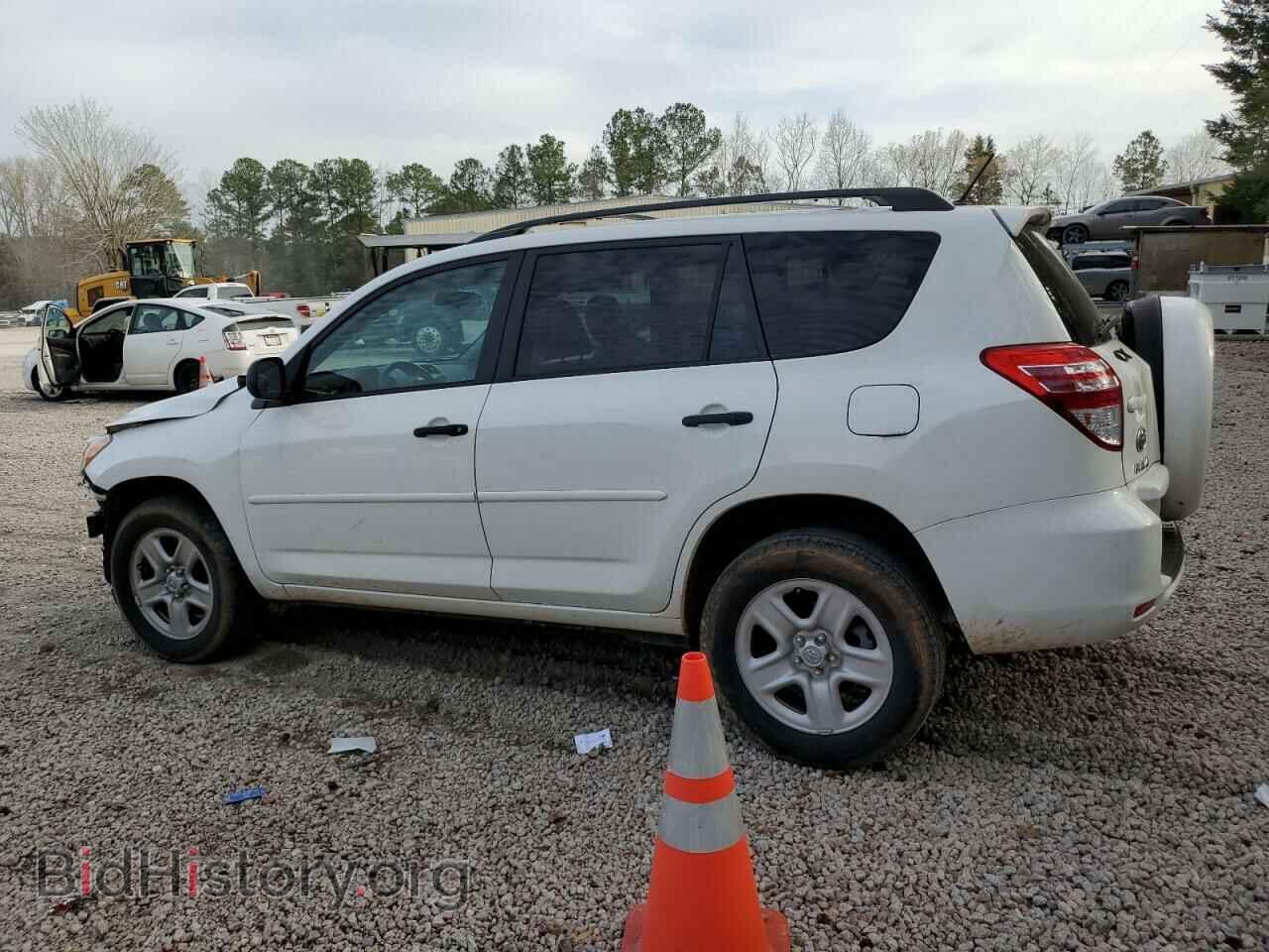 2011 TOYOTA RAV4 - VIN: 2T3BF4DV7BW103497 - Фото 2