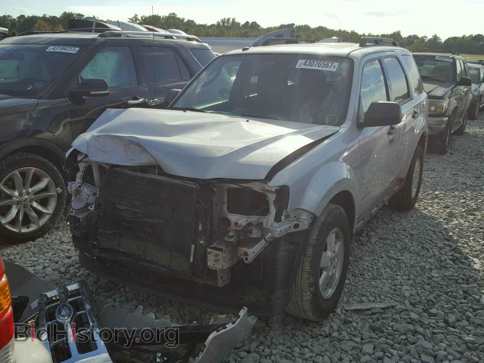 2011 FORD ESCAPE - VIN: 1FMCU9D74BKB84178 - Photo 2