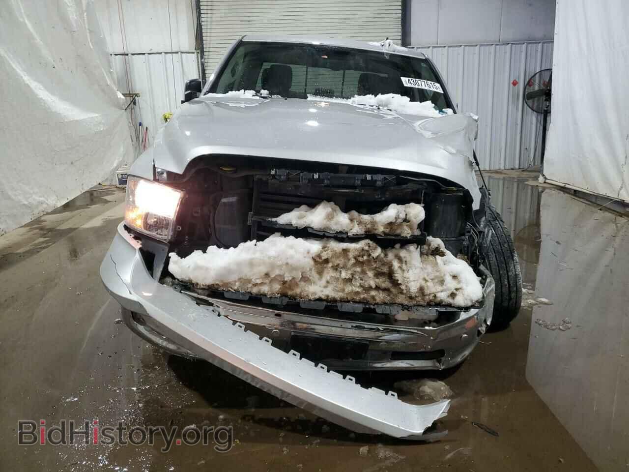 2017 RAM 1500 - VIN: 3C6RR7LT8HG738638 - Фото 5