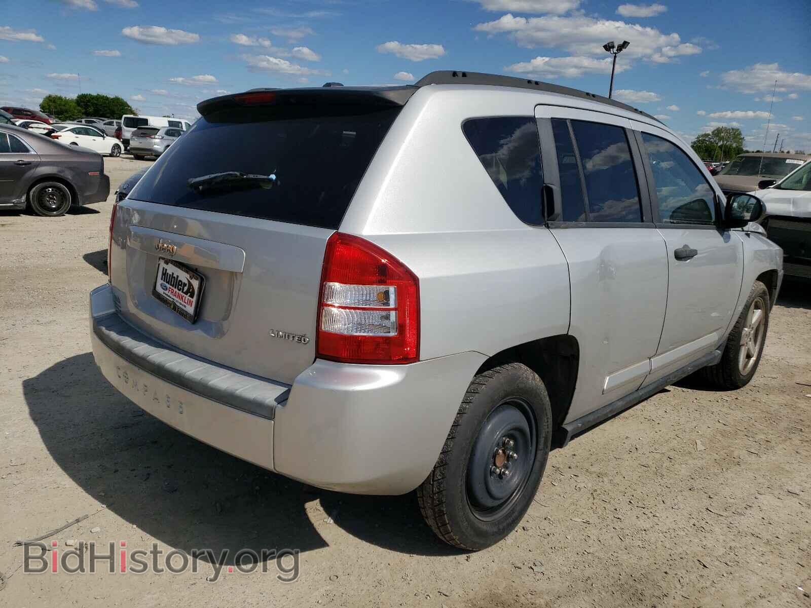 2007 JEEP COMPASS - VIN: 1J8FT57W67D106053 - Photo 4