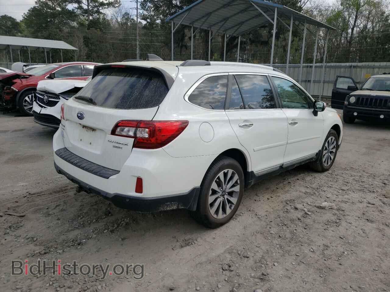 2017 SUBARU OUTBACK - VIN: 4S4BSETC7H3361401 - Фото 3