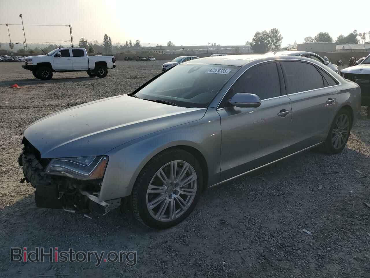 Photo WAURVAFD8BN027586 - AUDI A8 2011