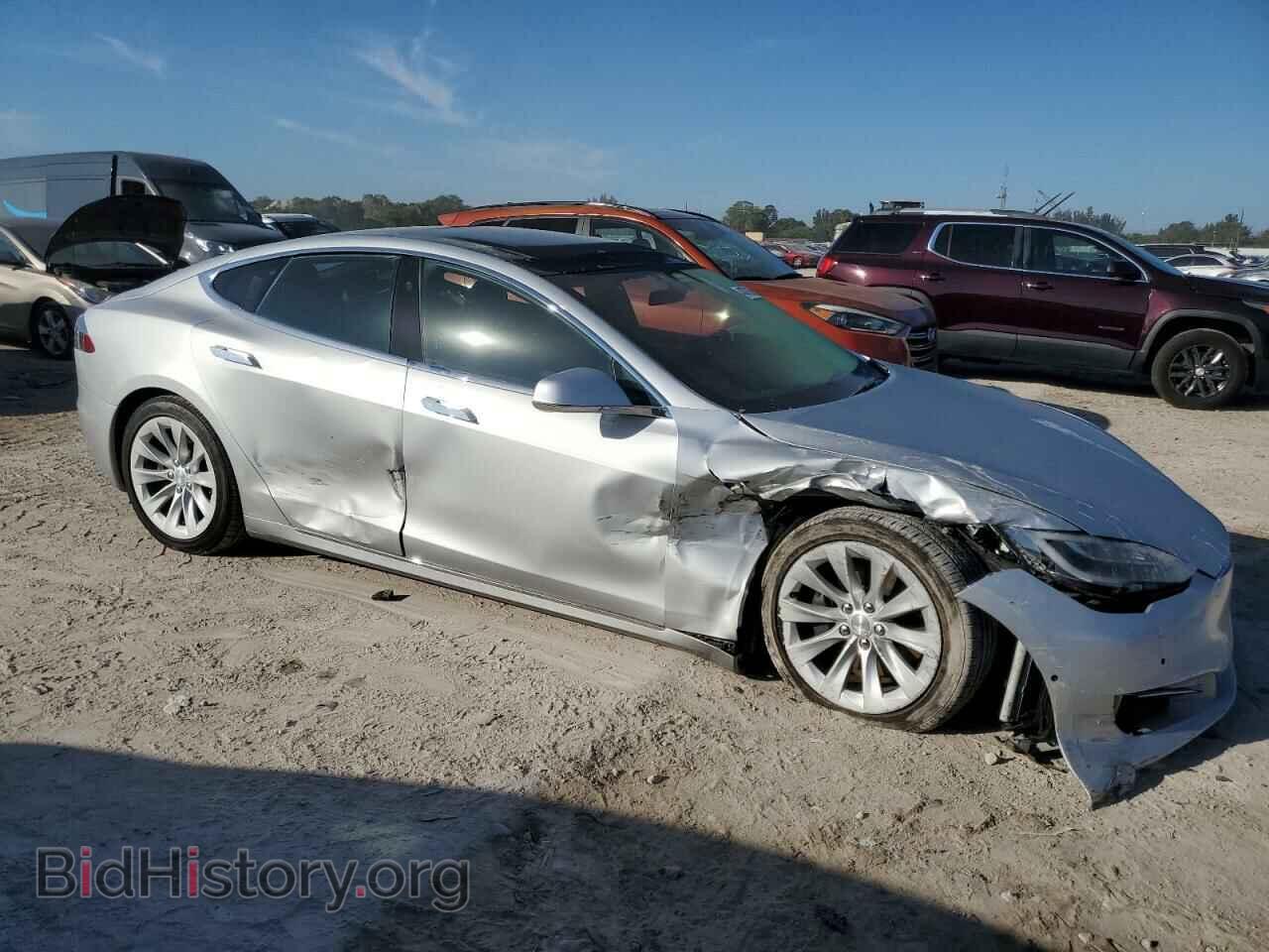 2018 TESLA MODEL S - VIN: 5YJSA1E21JF241378 - Photo 4