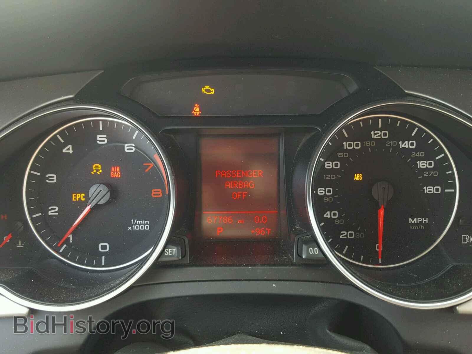 2011 AUDI A5 PREMIUM - VIN: WAUAFAFH5BN004411 - Фото 8