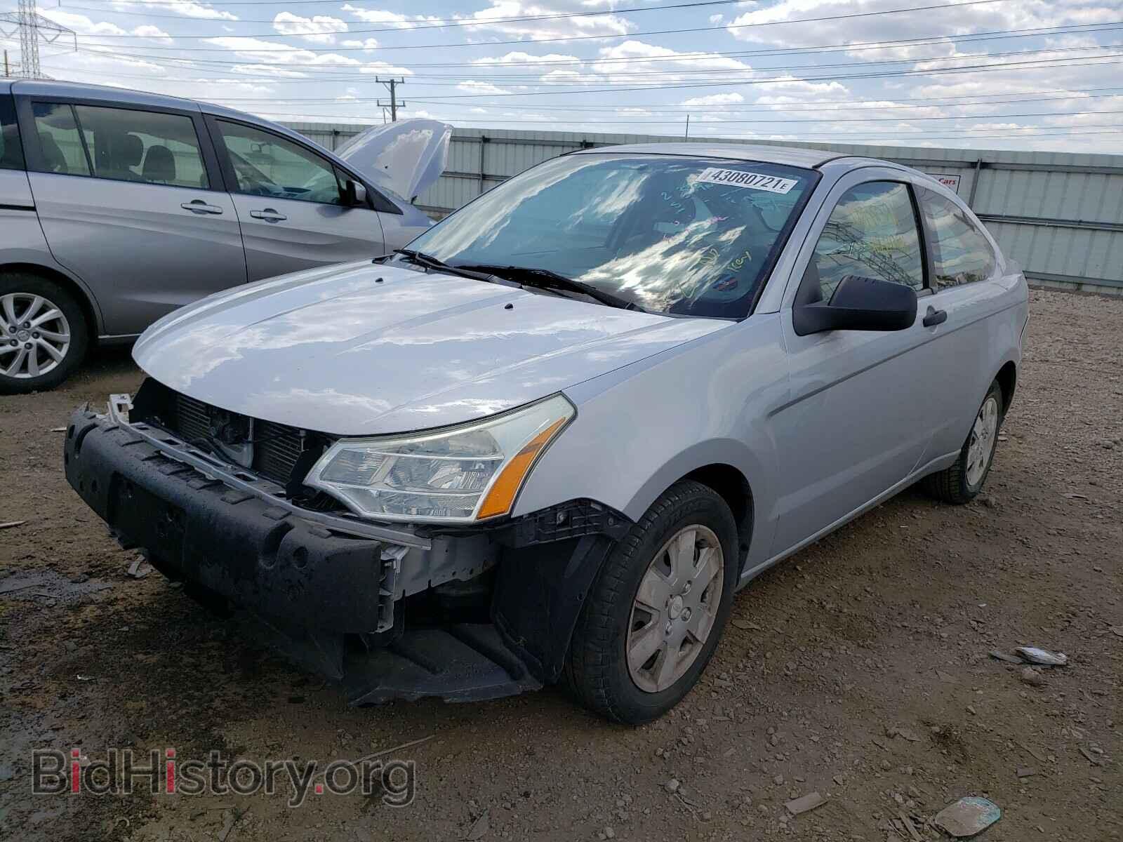 2008 FORD FOCUS - VIN: 1FAHP32N98W137767 - Фото 2