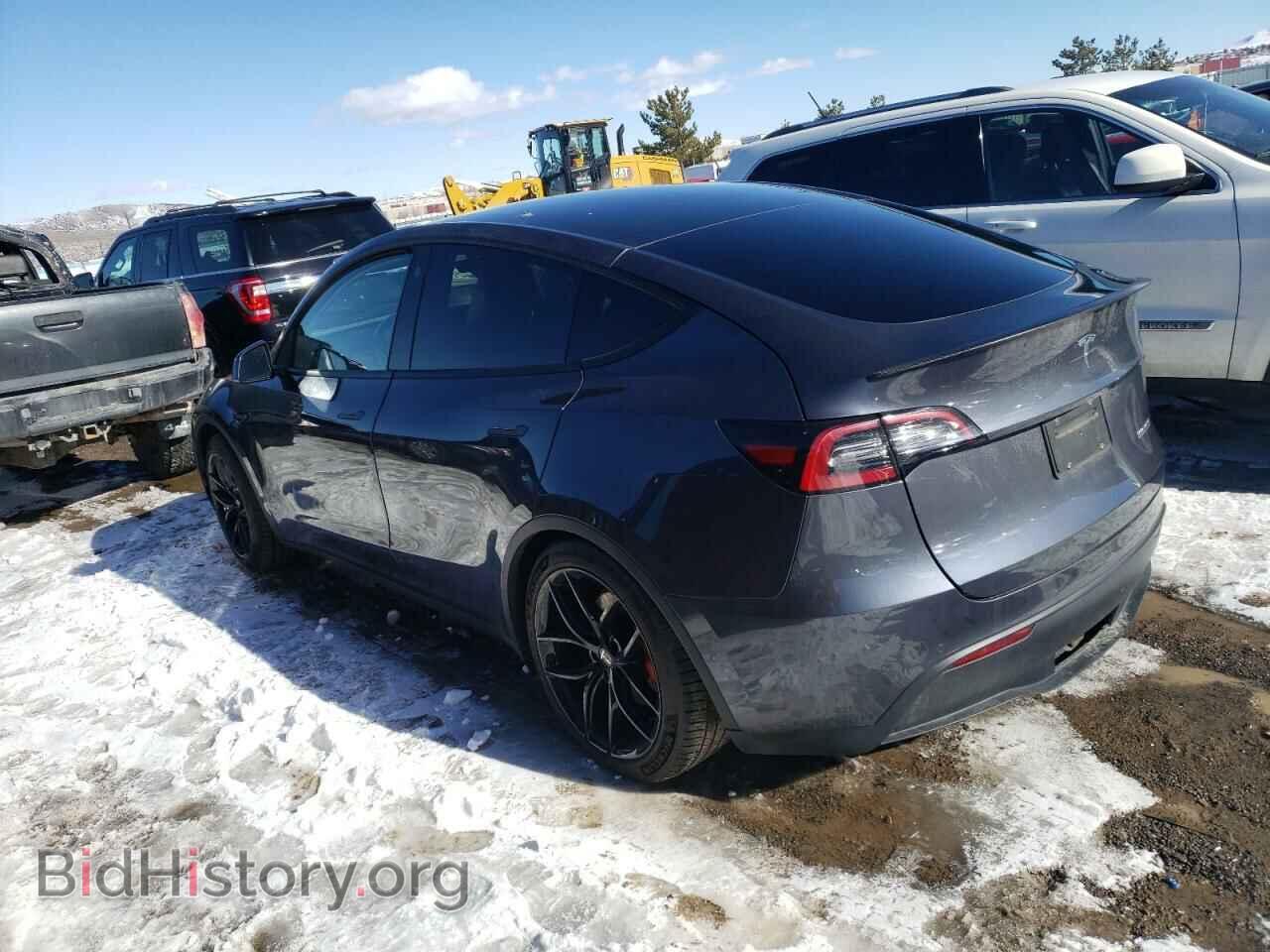 2022 TESLA MODEL Y - VIN: 7SAYGDEFXNF393911 - Фото 2