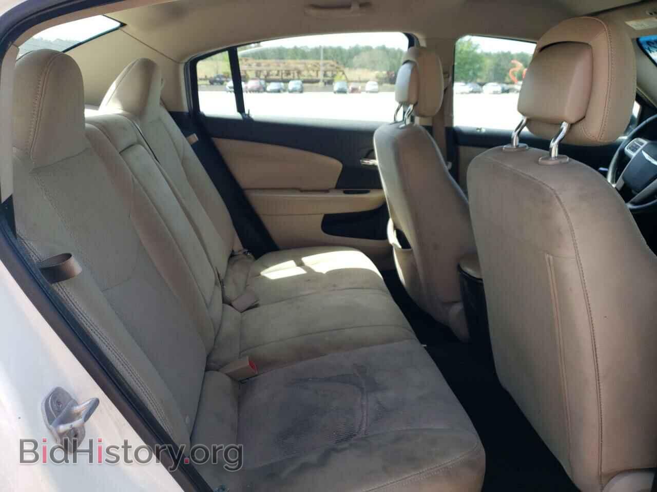 2012 CHRYSLER 200 - VIN: 1C3CCBBB0CN135800 - Фото 6