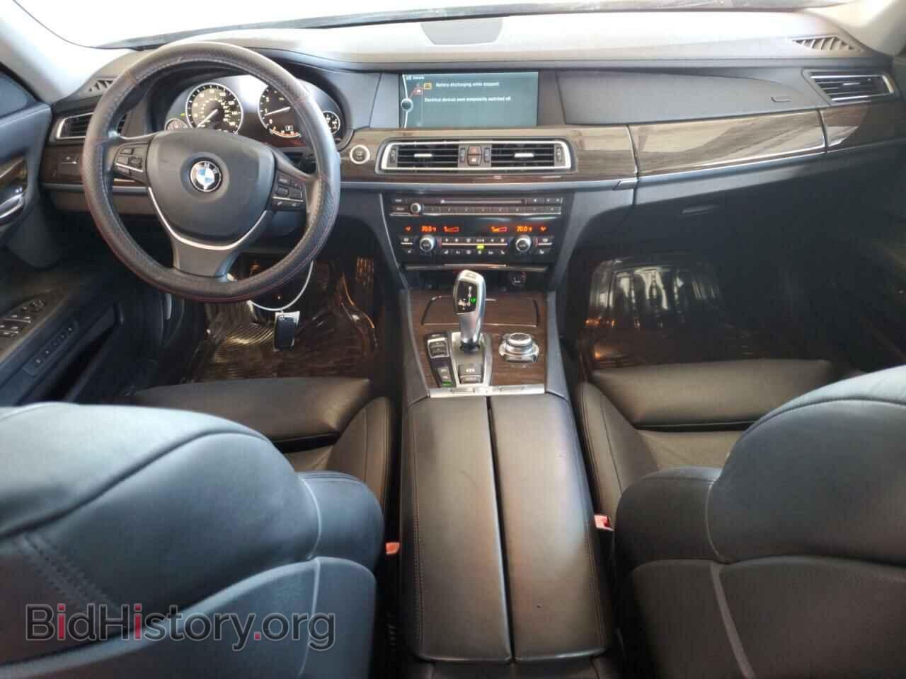2012 BMW 7 SERIES - VIN: WBAKC6C56CC395988 - Фото 8
