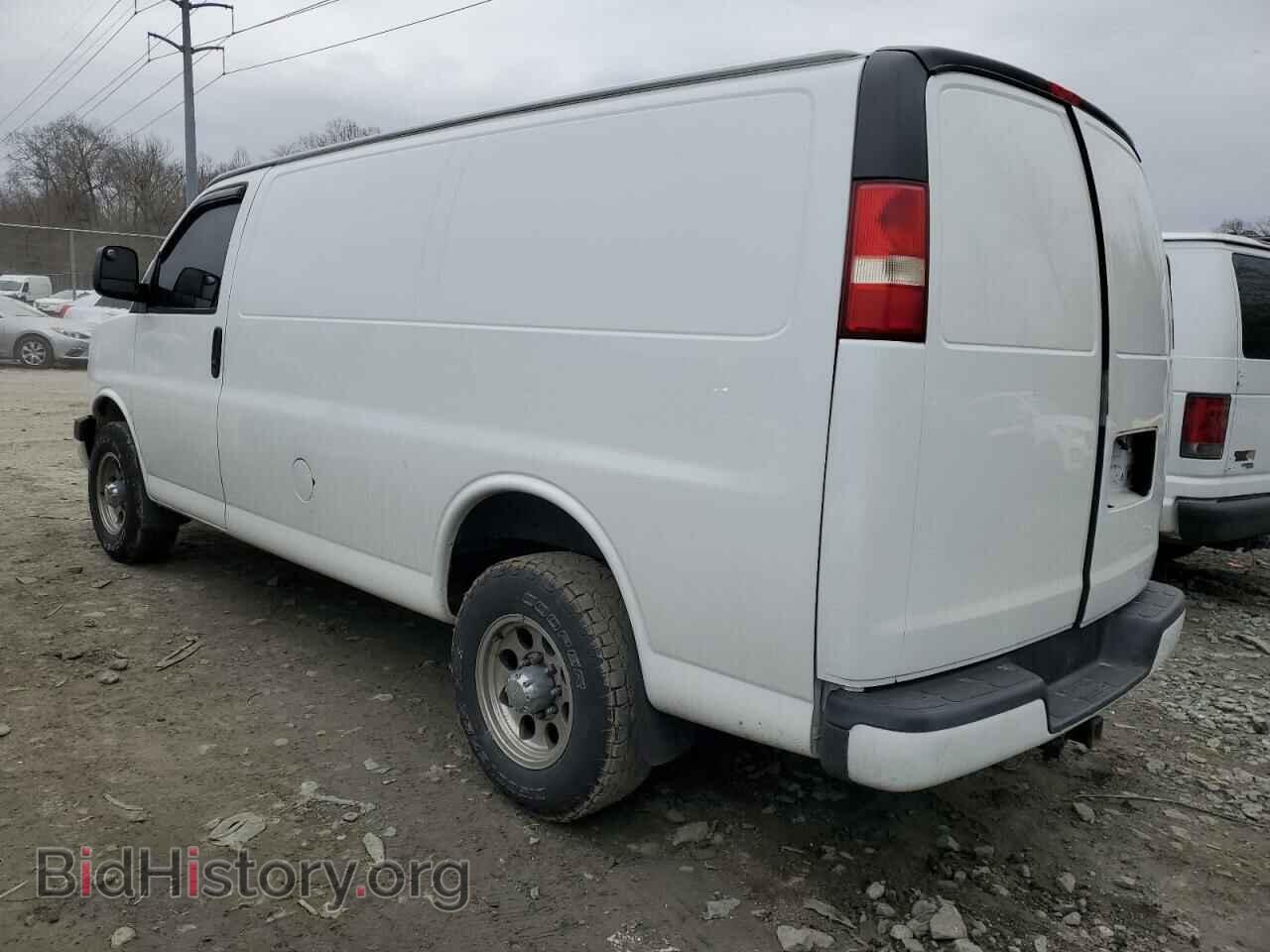 2015 GMC SAVANA - VIN: 1GTW7FCF9F1113375 - Фото 2