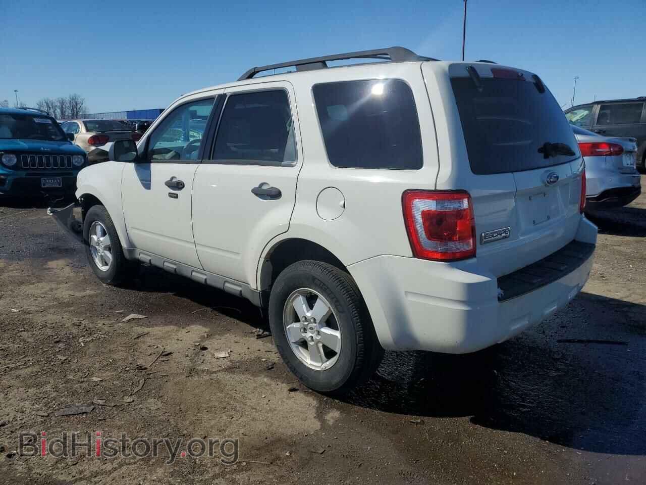 2009 FORD ESCAPE - VIN: 1FMCU03759KB34932 - Фото 2