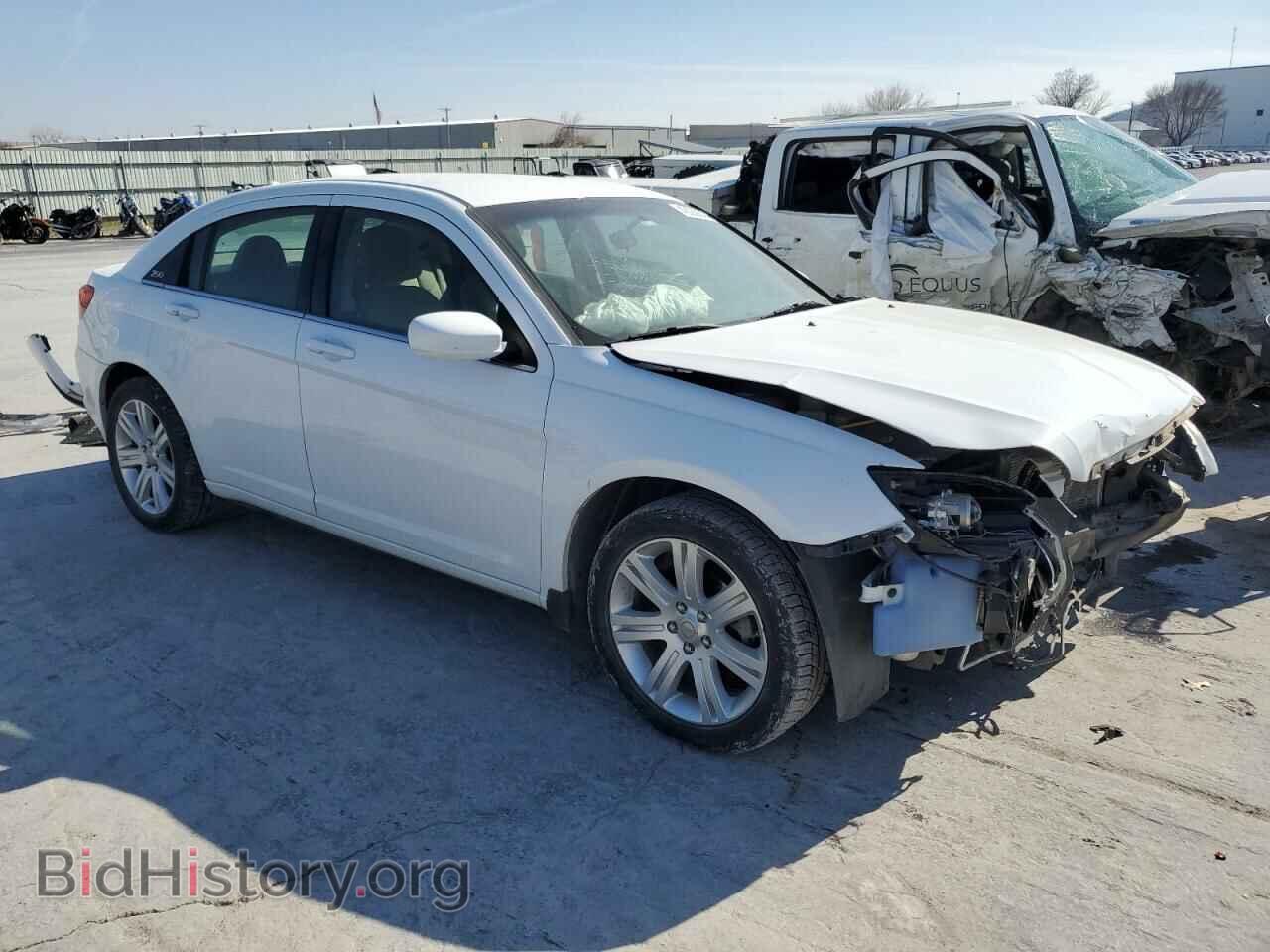2013 CHRYSLER 200 - VIN: 1C3CCBBB7DN574879 - Фото 4