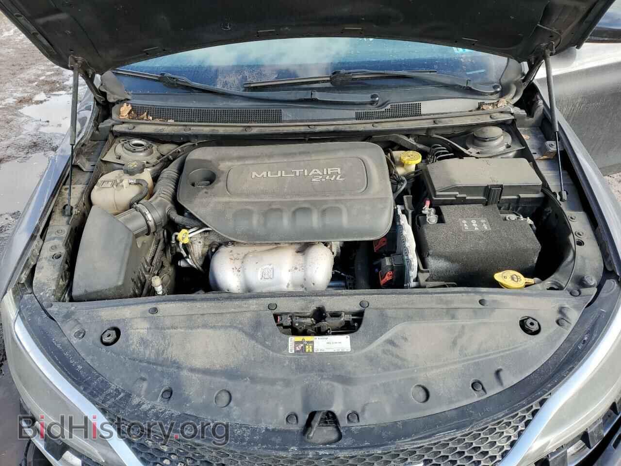 2016 CHRYSLER 200 - VIN: 1C3CCCAB0GN165845 - Фото 11