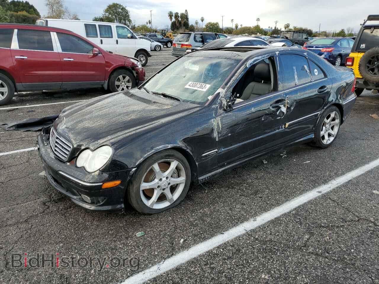 Photo WDBRF52H07F924157 - MERCEDES-BENZ C-CLASS 2007