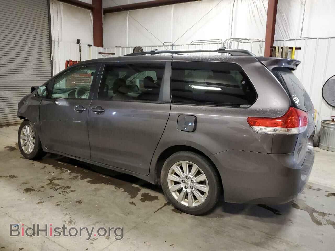 2011 TOYOTA All Models - VIN: 5TDJK3DC3BS005228 - Фото 2