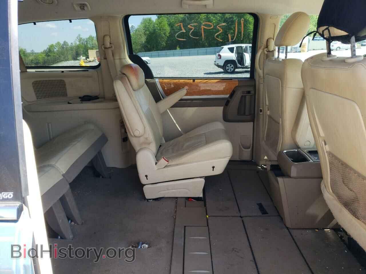 2009 CHRYSLER MINIVAN - VIN: 2A8HR64X89R629892 - Фото 6