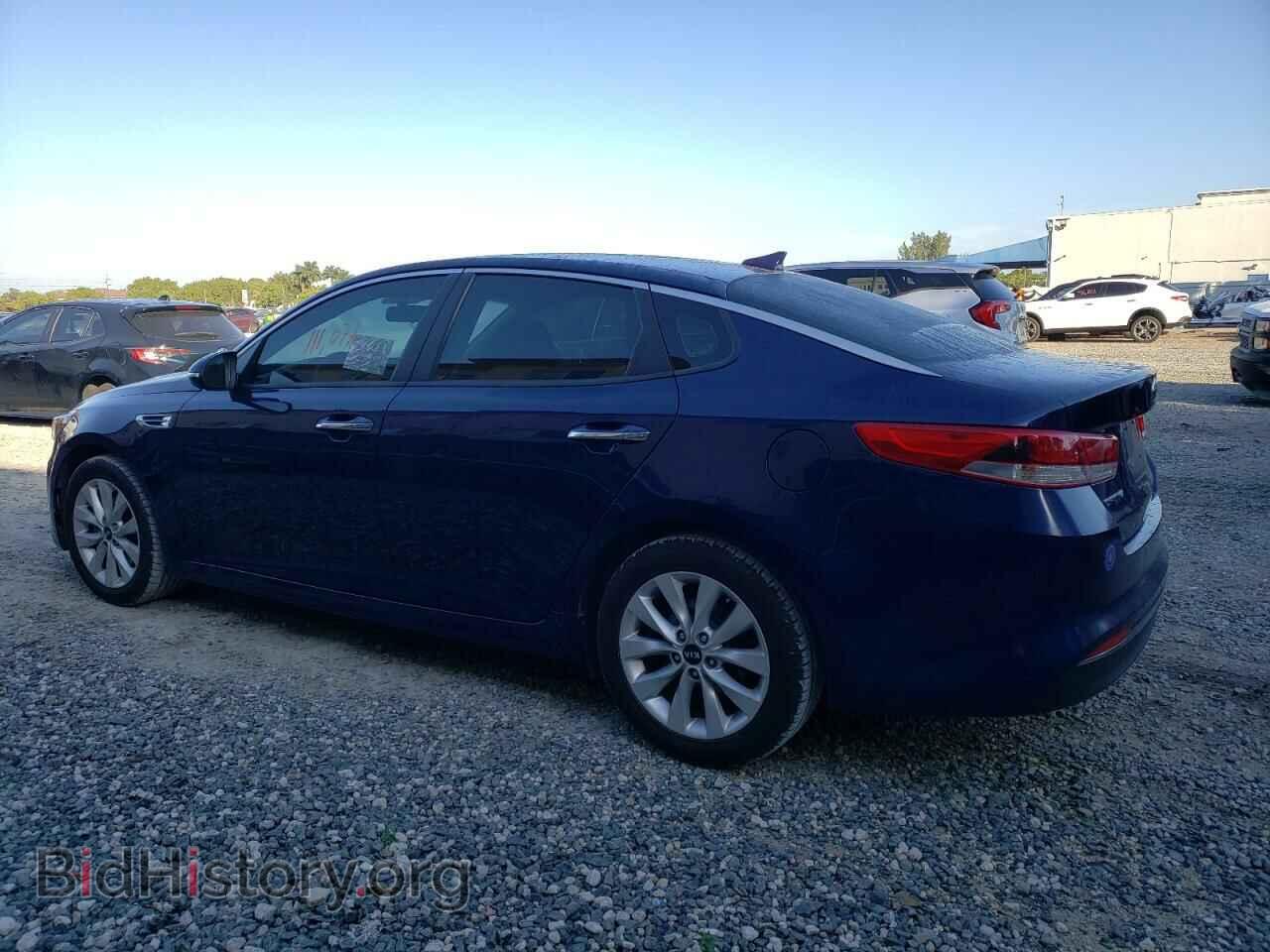 2017 KIA OPTIMA - VIN: 5XXGT4L3XHG165812 - Фото 2