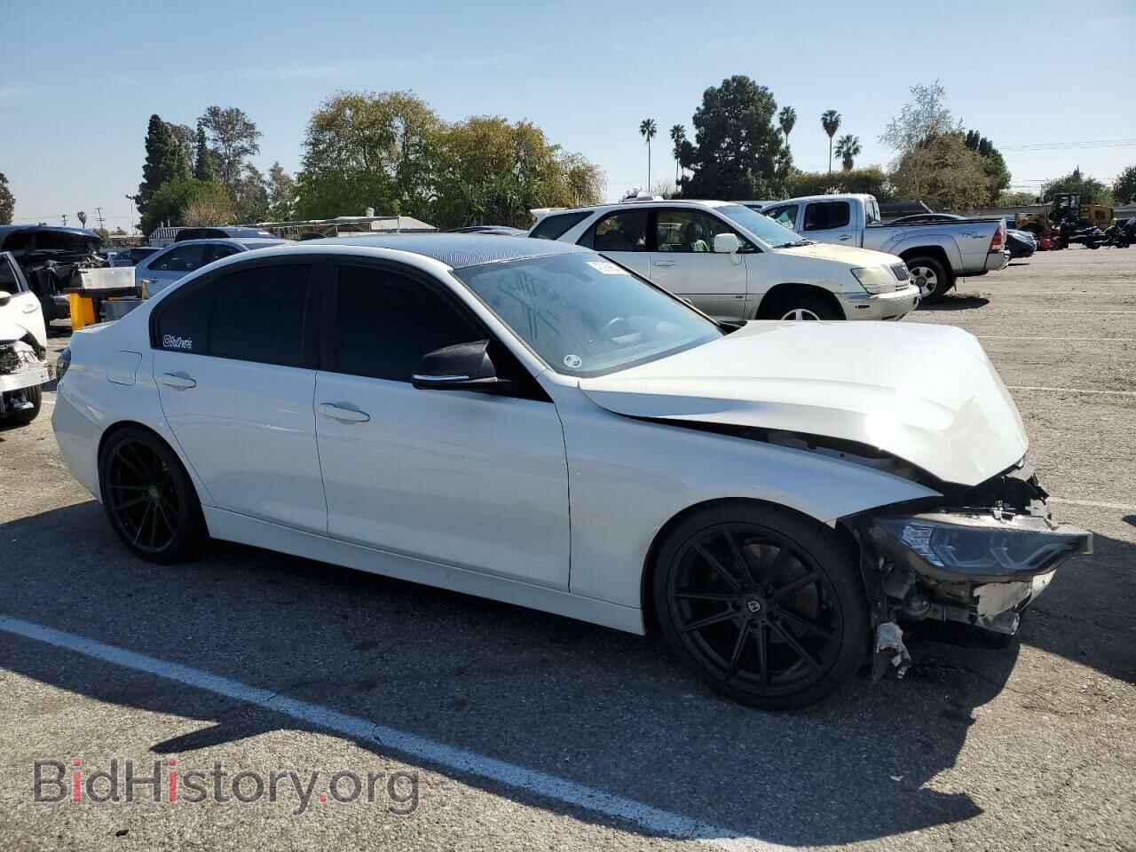 2013 BMW 3 SERIES - VIN: WBA3A5C55DF602911 - Фото 4