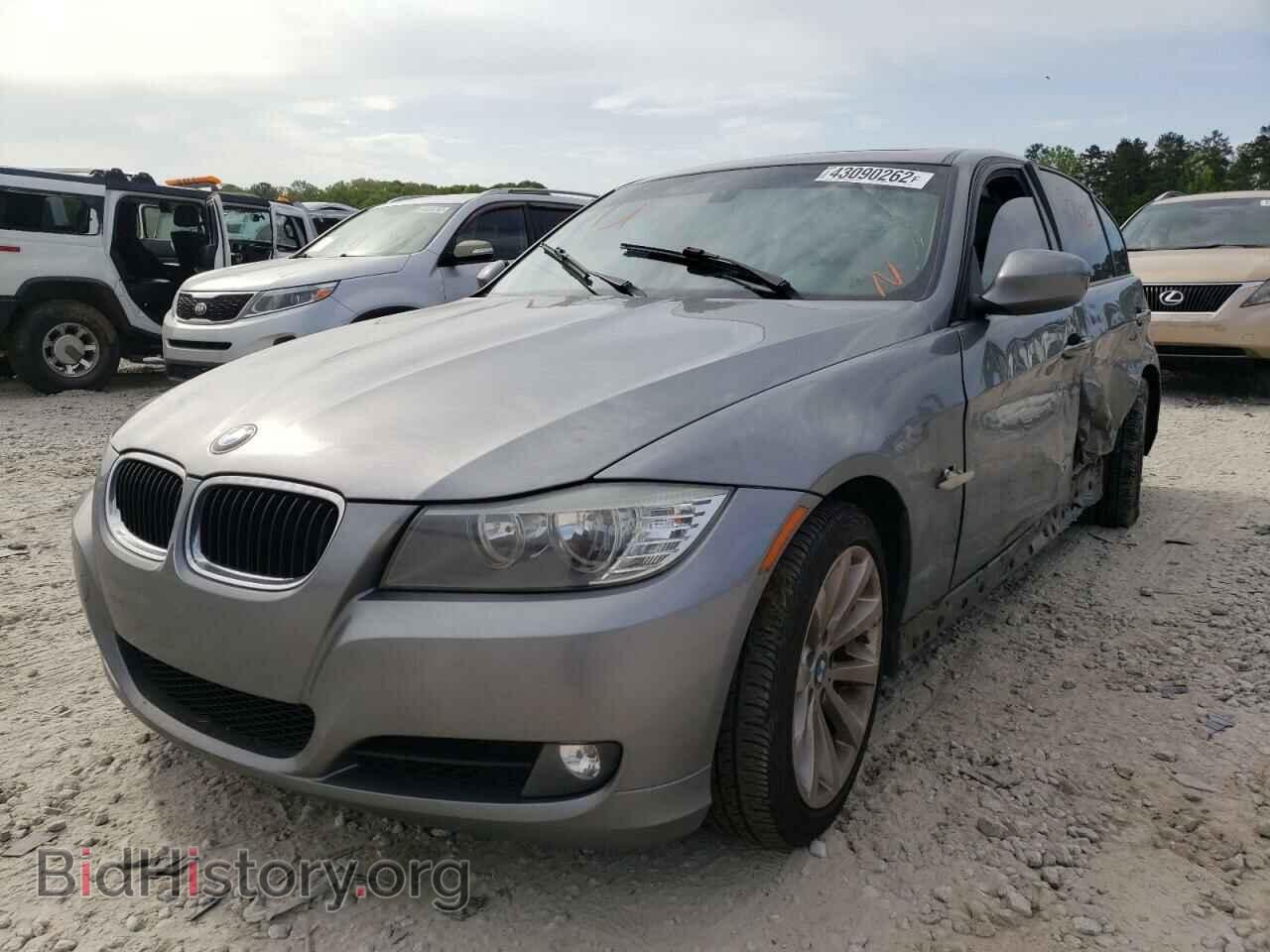 2011 BMW 3 SERIES - VIN: WBAPH7C50BE851371 - Фото 2