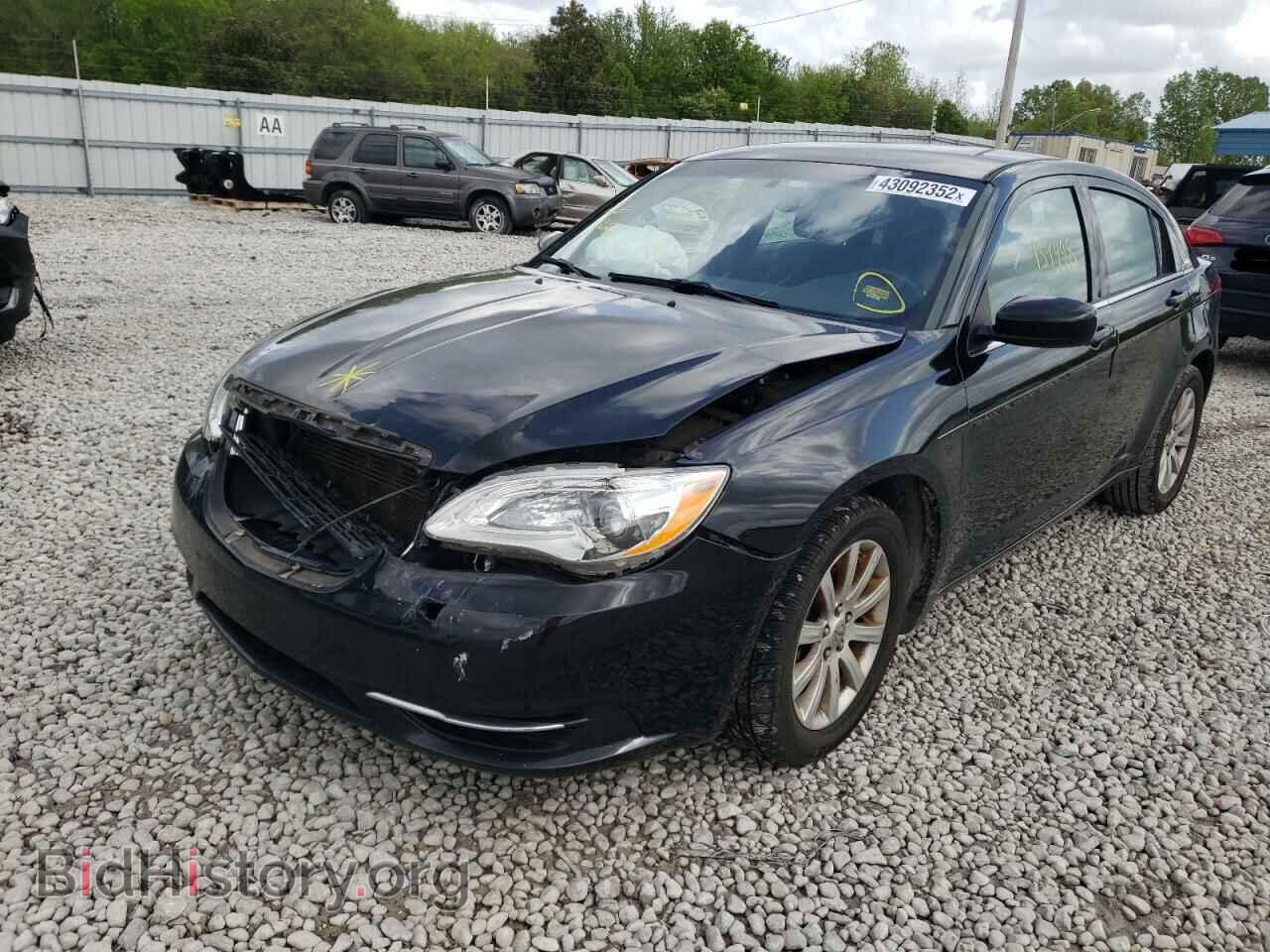 2013 CHRYSLER 200 - VIN: 1C3CCBBB1DN542624 - Фото 2