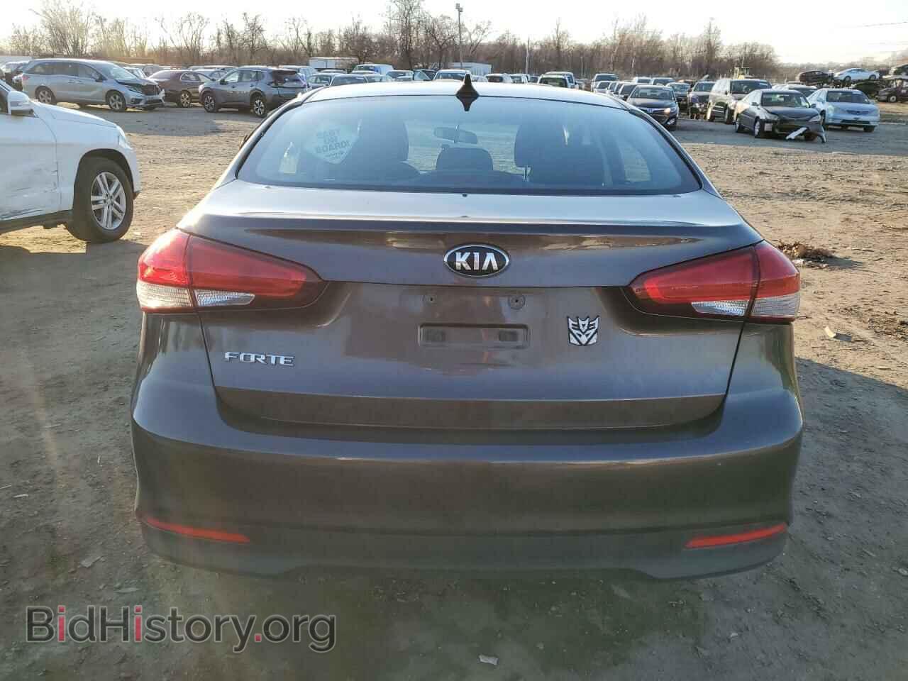 2017 KIA FORTE - VIN: 3KPFK4A77HE059704 - Фото 6