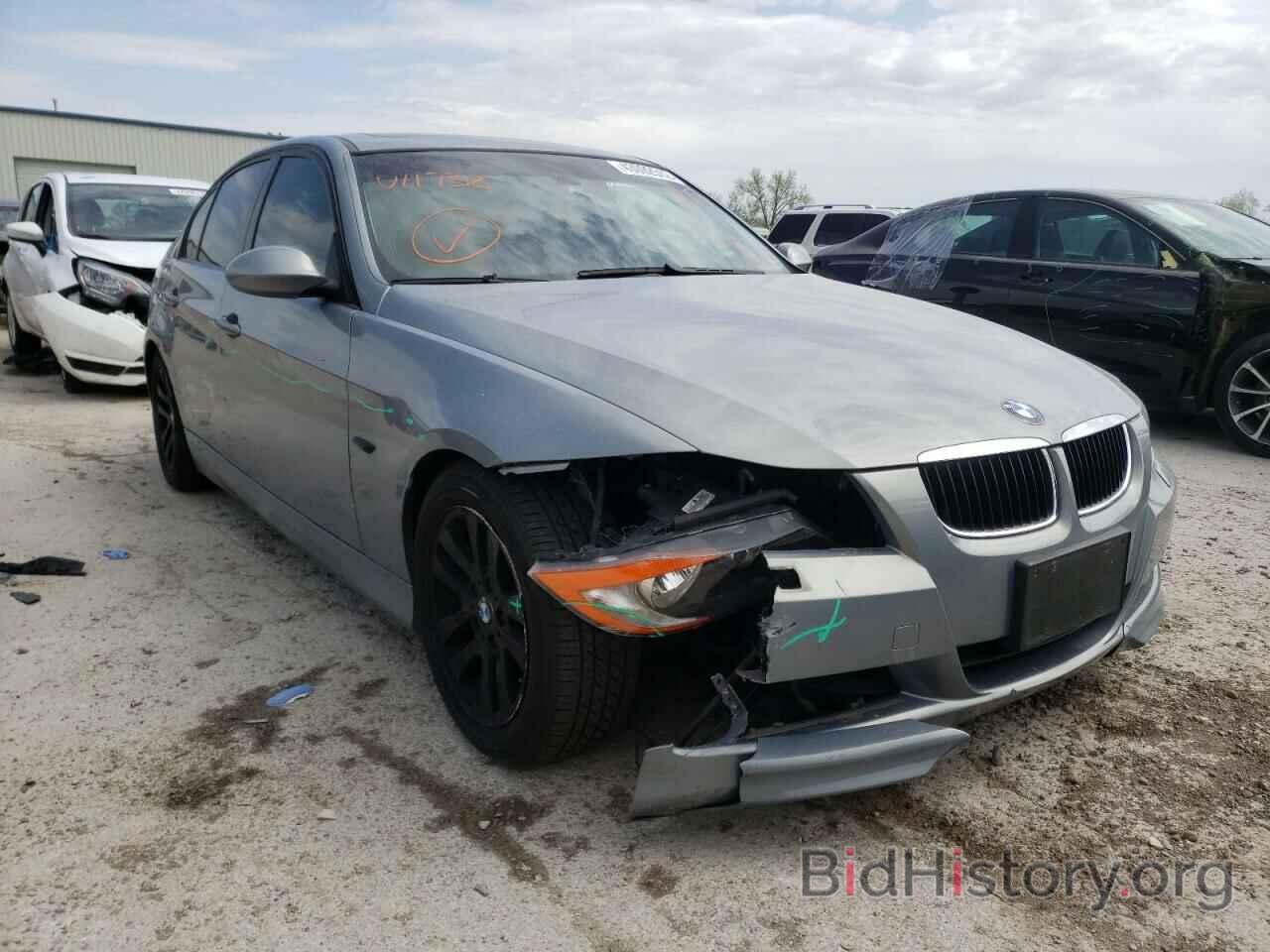 Photo WBAVD13576KV11738 - BMW 3 SERIES 2006