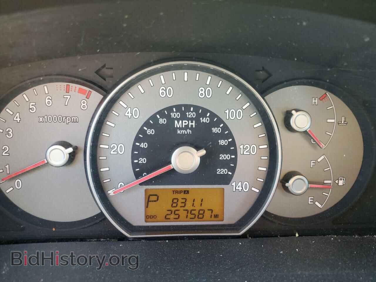 2007 KIA RONDO - VIN: KNAFG525077060077 - Фото 9