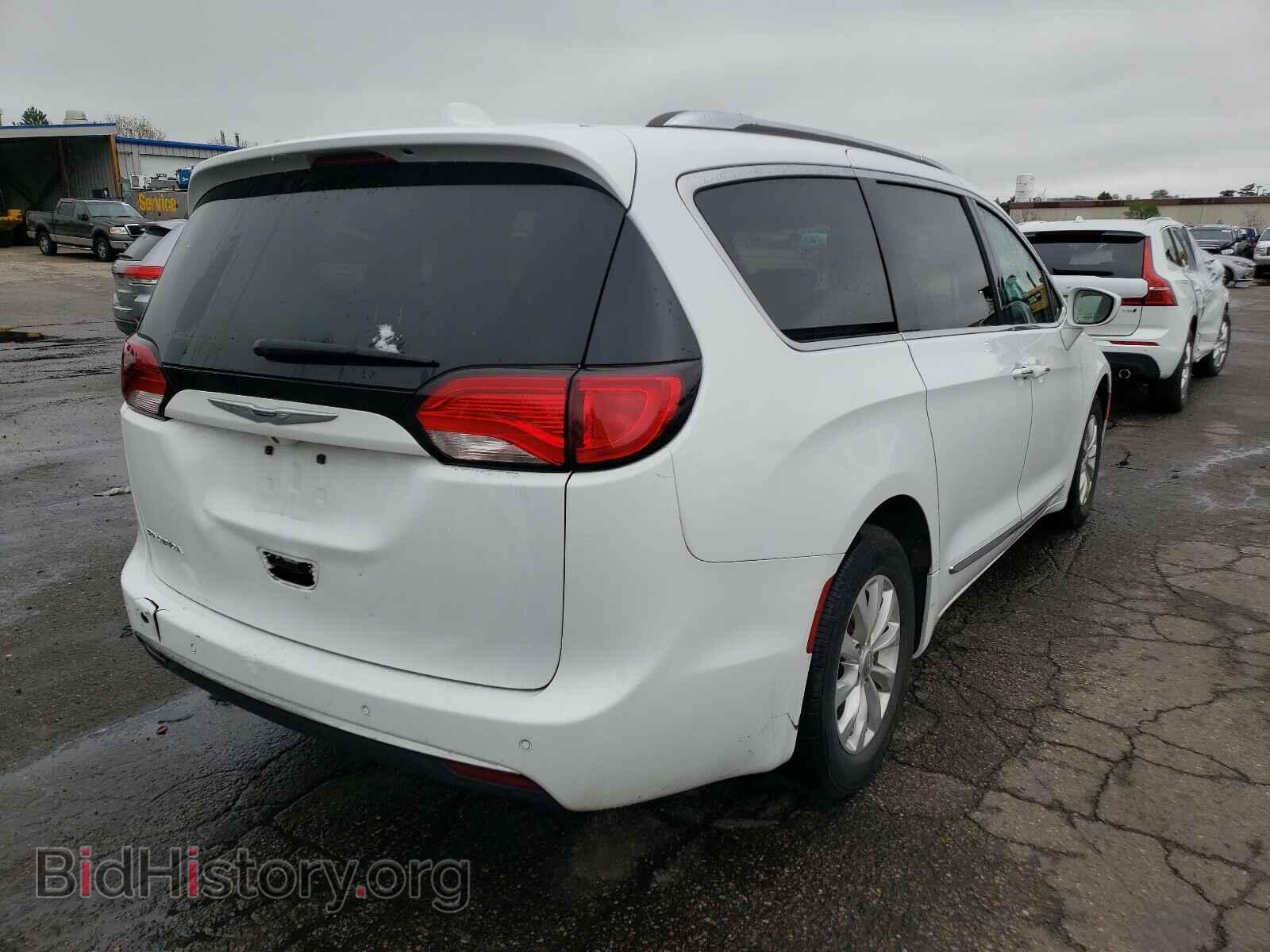 2019 CHRYSLER PACIFICA - VIN: 2C4RC1BG5KR651776 - Фото 4