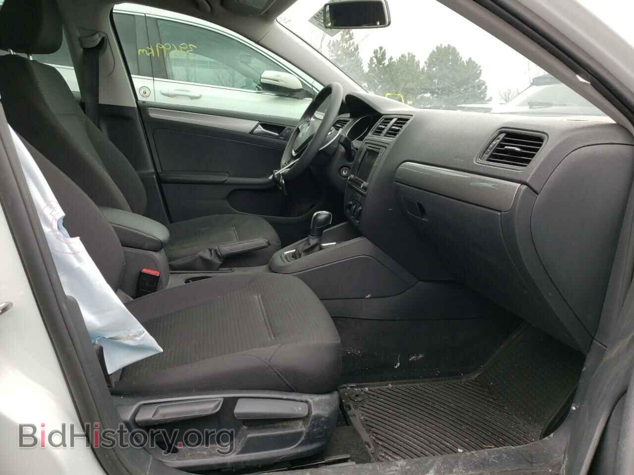2017 VOLKSWAGEN JETTA - VIN: 3VW2B7AJ4HM323671 - Photo 5