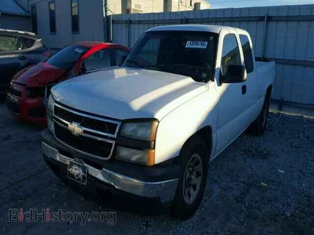 2006 CHEVROLET SILVERADO - VIN: 1GCEC19V66Z205103 - Photo 2