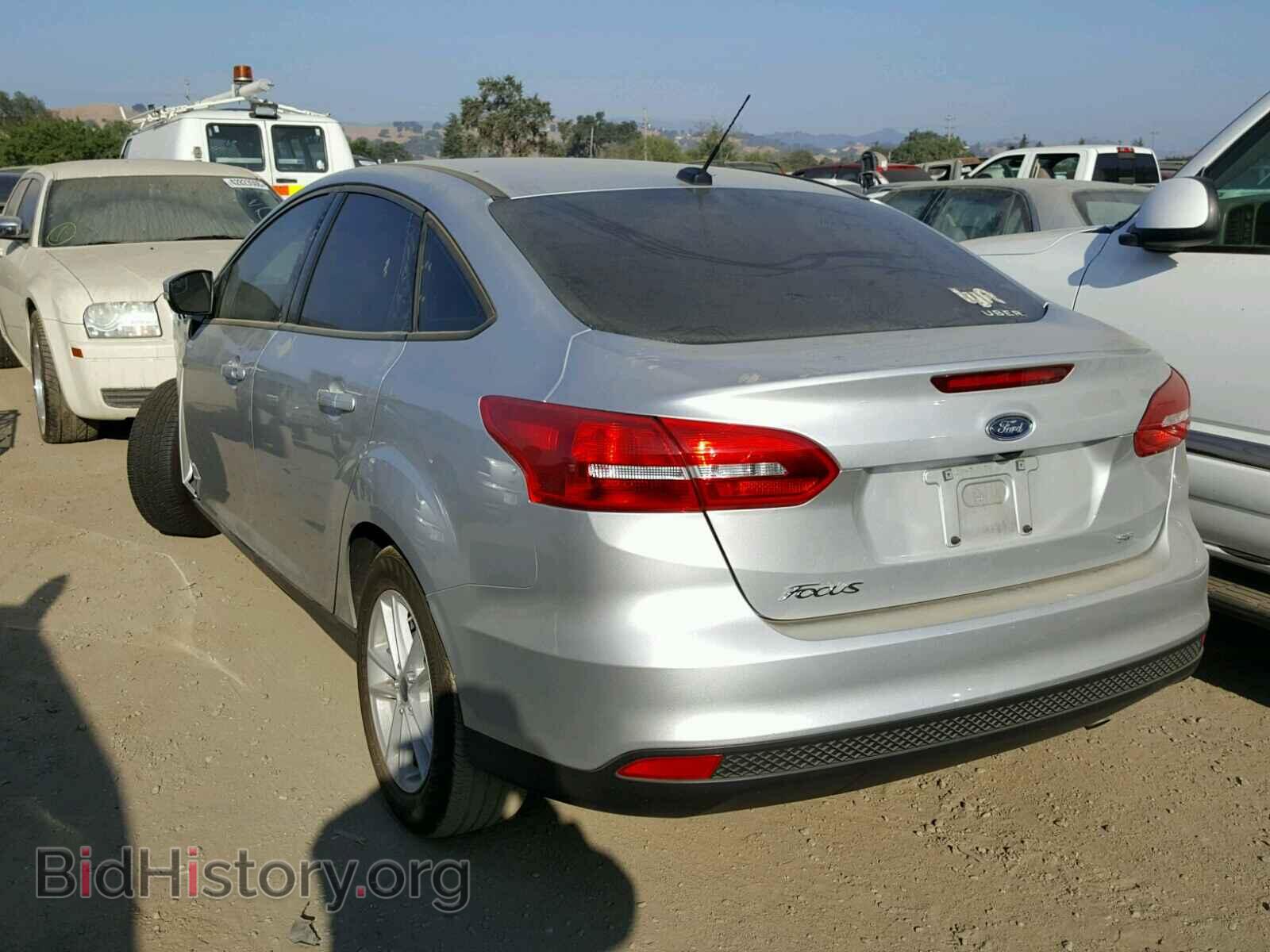 2017 FORD FOCUS - VIN: 1FADP3F2XHL236100 - Photo 3