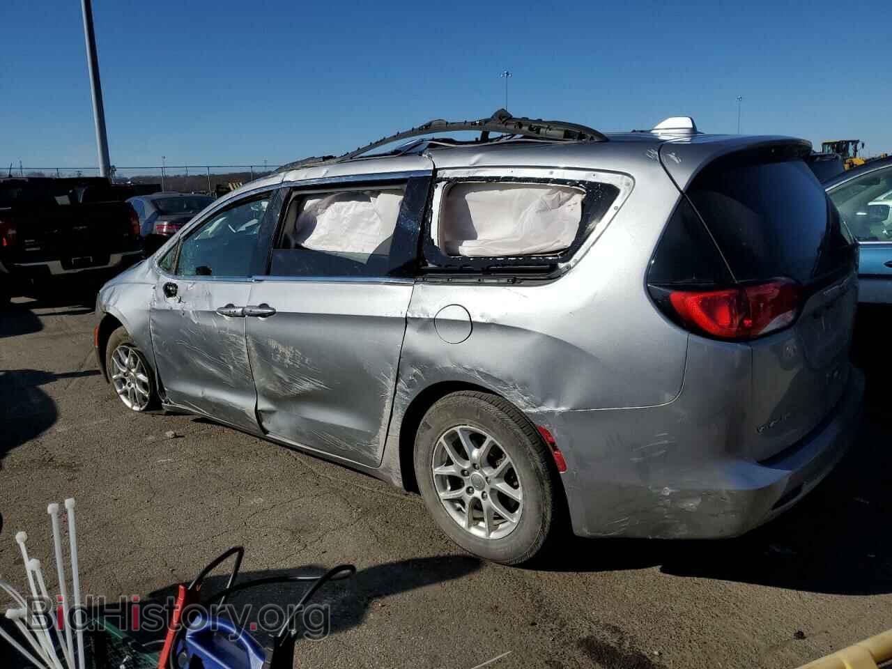 2020 CHRYSLER MINIVAN - VIN: 2C4RC1DGXLR148968 - Photo 2