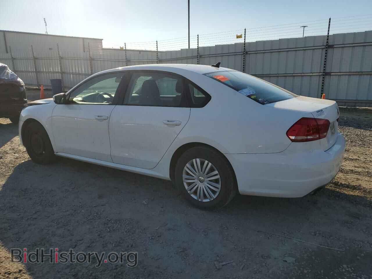 2015 VOLKSWAGEN PASSAT - VIN: 1VWAT7A34FC055410 - Фото 2