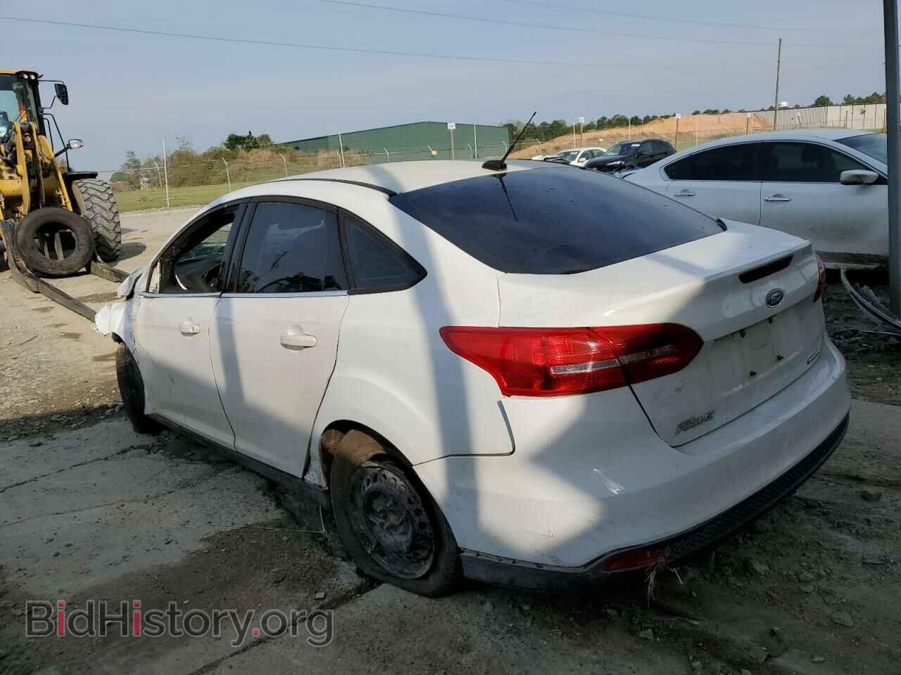 2016 FORD FOCUS - VIN: 1FADP3E27GL236863 - Фото 2