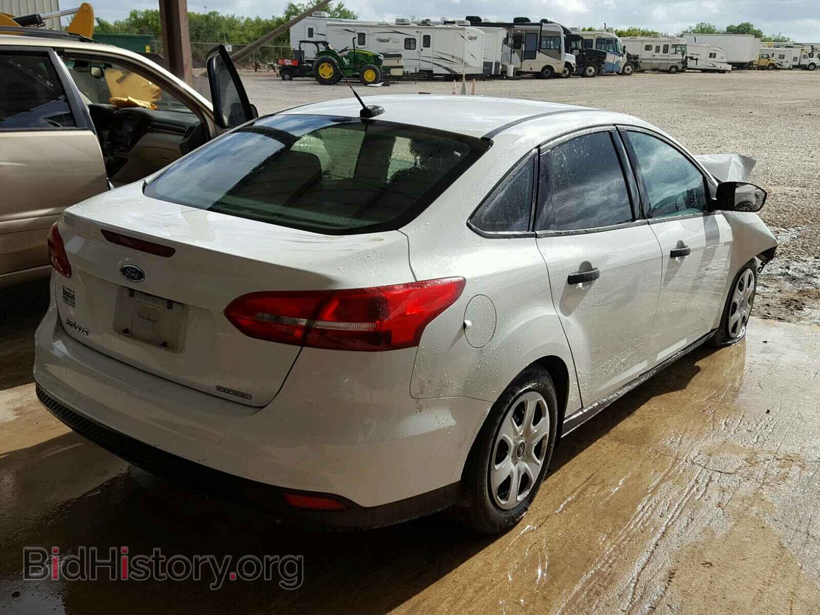 2016 FORD FOCUS - VIN: 1FADP3E21GL233845 - Photo 4